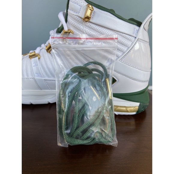 Nike LeBron 3 III QS "SVSM Home" 2019 Men's Size 10.5 AO2434-102 - Picture 11 of 12